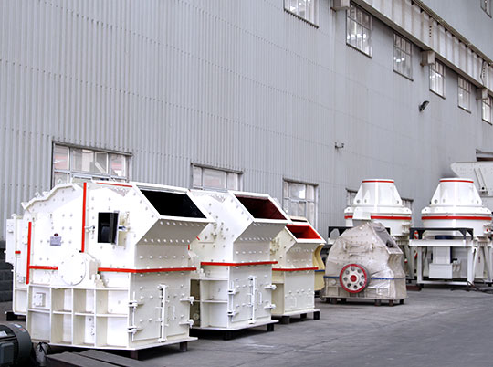 紅星解密：適用于螢石破碎的設(shè)備都有哪些？