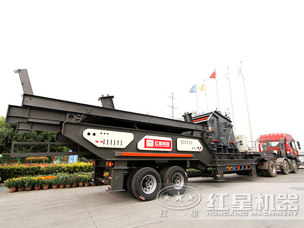 移動式破碎機(jī) 移動式破碎機(jī)